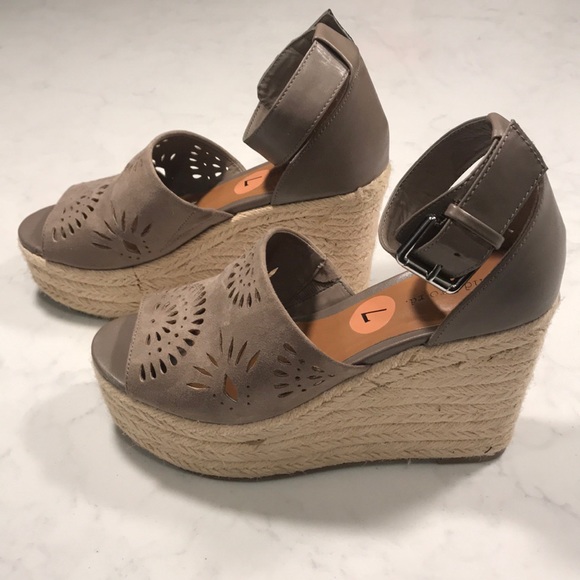 Indigo Shoes - indigo rd. platform ankle wedges